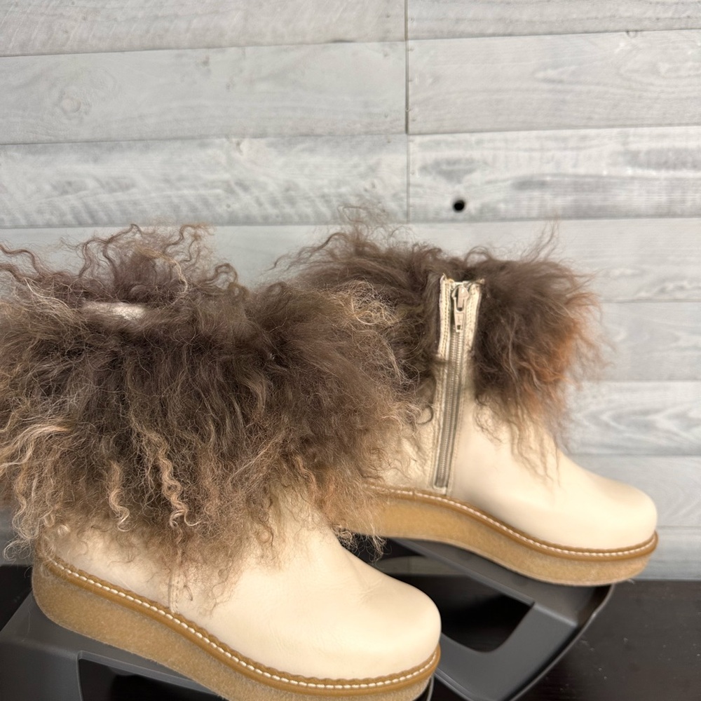 ELENA SHOES ITALY , Beige Leather Ankle fur boots, dyed mongolia fur grunge 6.5